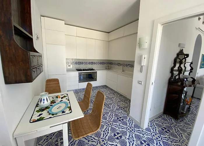 Raffaella Κάπρι